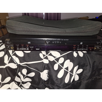 Used JVC XL-R2010 Multiple Compact Disc Recorder from JVC