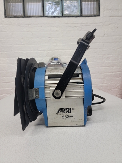 Arri 650W Plus Fresnel