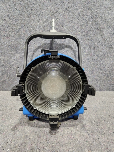 Arri L10-C, Hanging Model