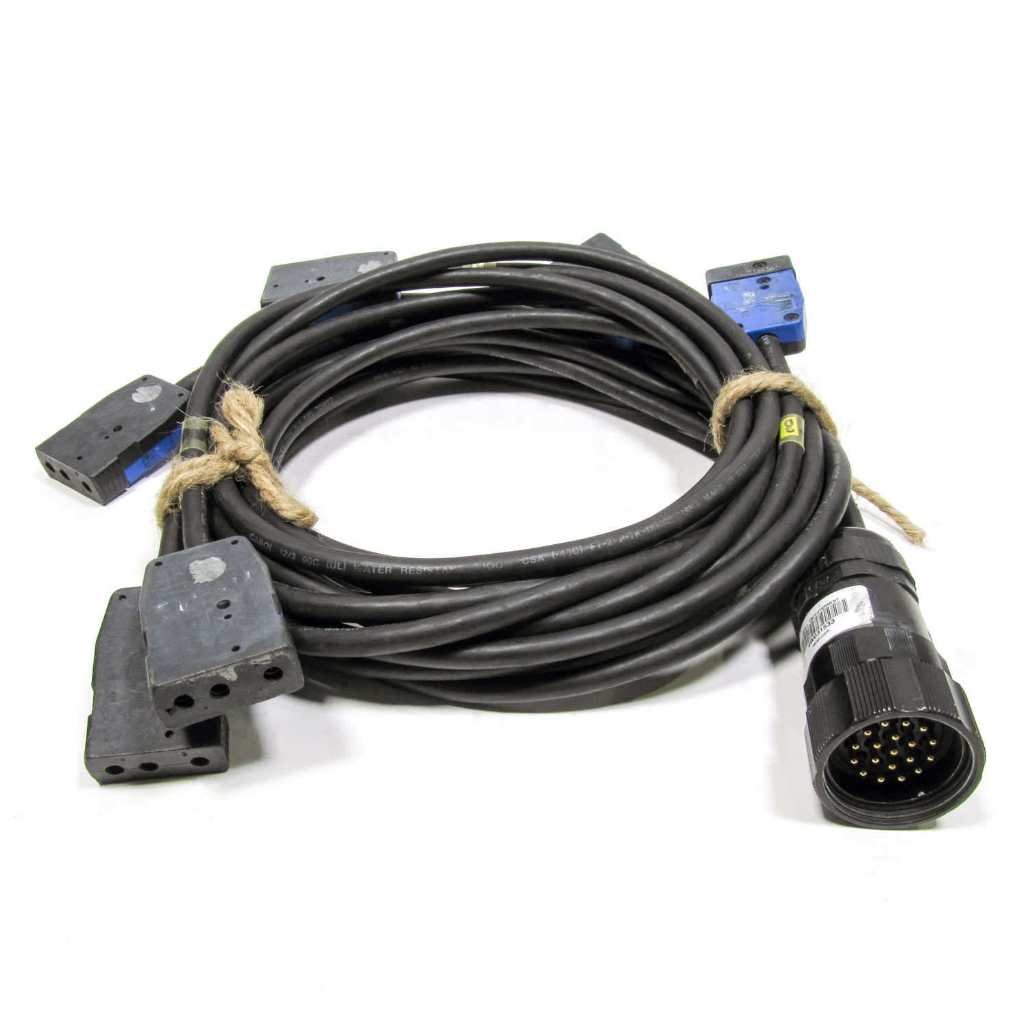 18" Staggered Breakout 6 Cir Female Stage Pin