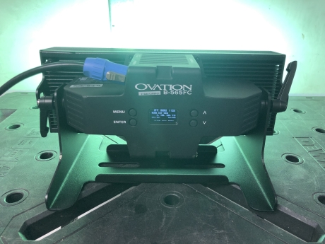 Chauvet Professional Ovation B-565FC
