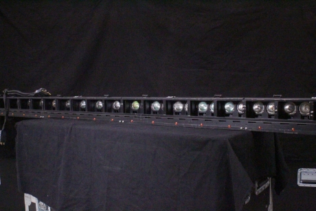 L&E 8' MR-16 Mini Strip