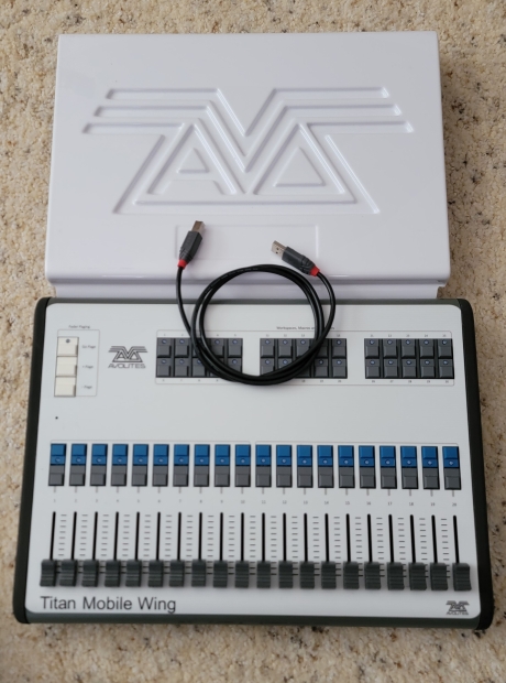 Avolites Titan Mobile Wing