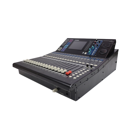 Yamaha LS9 16 Channel Digital Mixing Console