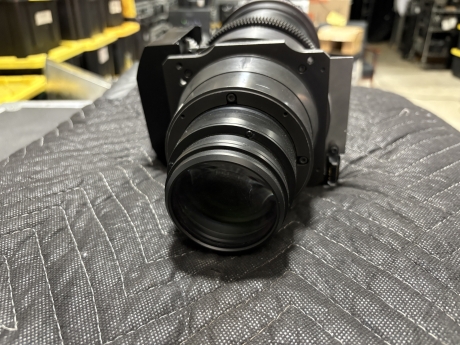 Barco TLD+ Zoom Lens (1.39-1.89:1 WU/HD) (1.5-2.0:1 SXGA+)