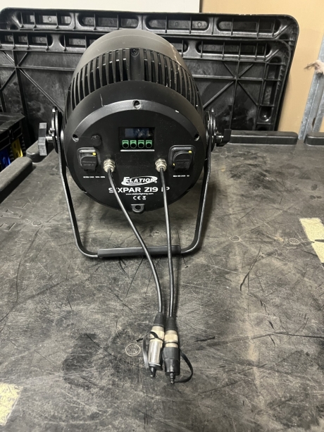 Elation SIXPAR Z19 IP