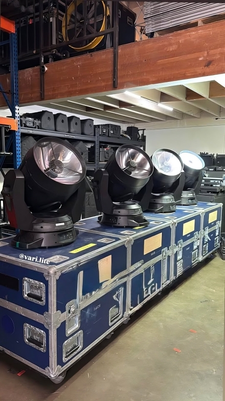 Vari-Lite VL6000 Beam Vari-Lite VL6000 Beam