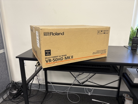 Roland VR-50HD MKII Multi-Format AV Mixer