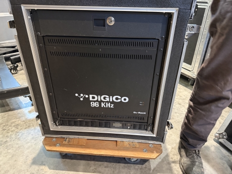 DiGiCo SD12-96 Mixing Console w/ D2-Rack