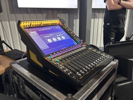 DiGiCo Quantum112 Digital Mixing Console