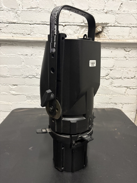 ETC ColorSource Spot, Deep Blue