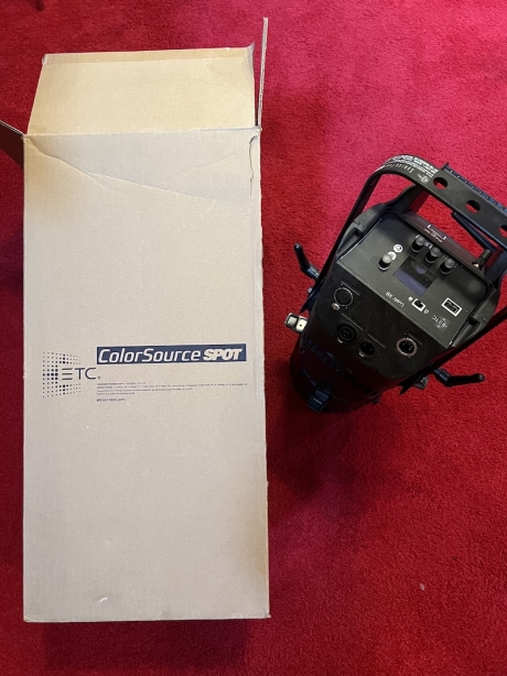 ETC Source Four LED Series 3 Lustr X8