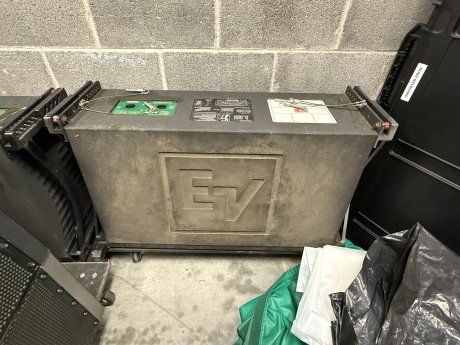 Electro-Voice XLC127+ Line Array Package