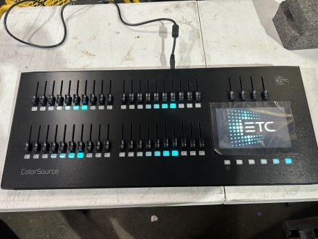 ETC ColorSource 40