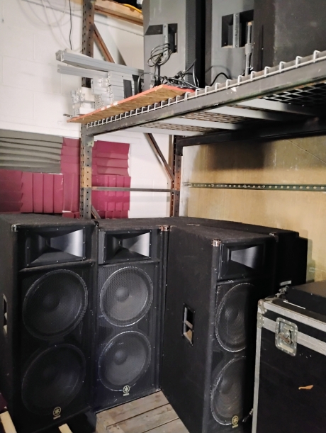 Yamahs S215V 2-Way Loudspeaker