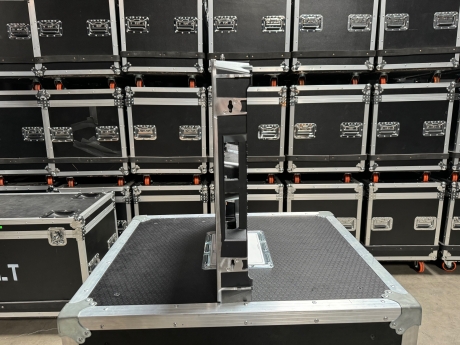 LumiOS RW3 3.91mm LED Video Wall Package