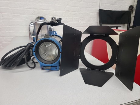 Arri 650W Plus Fresnel