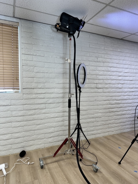 Strand Acclaim LED Fresnel
