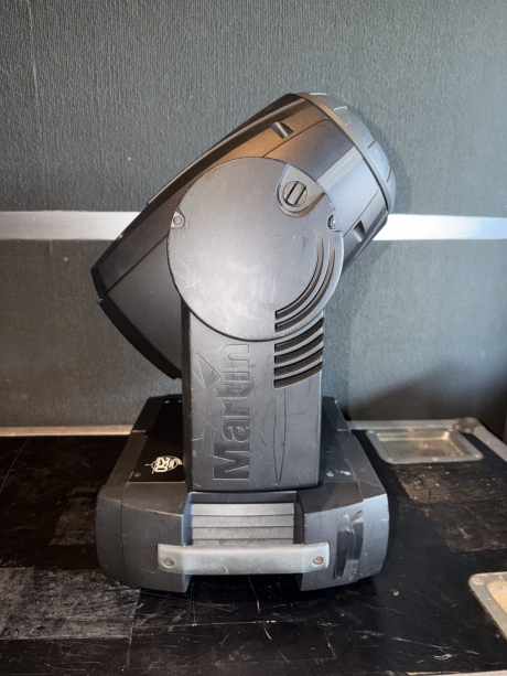 Martin MAC 250 Entour