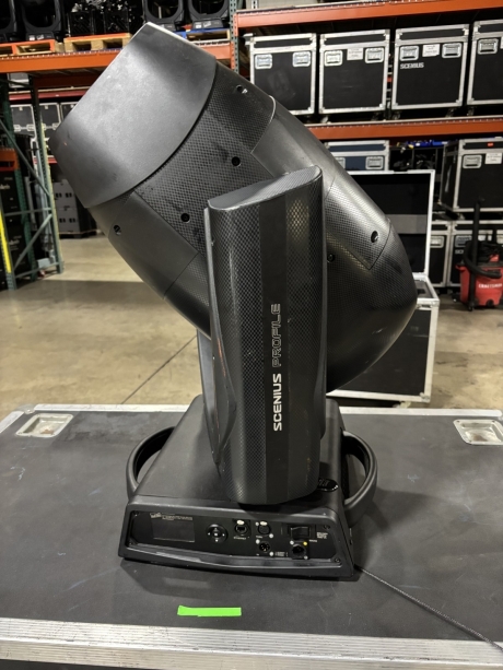 Clay Paky Scenius Profile