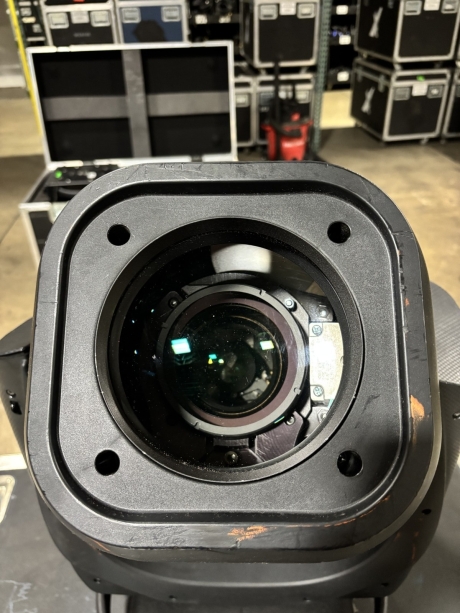 Clay Paky Scenius Profile