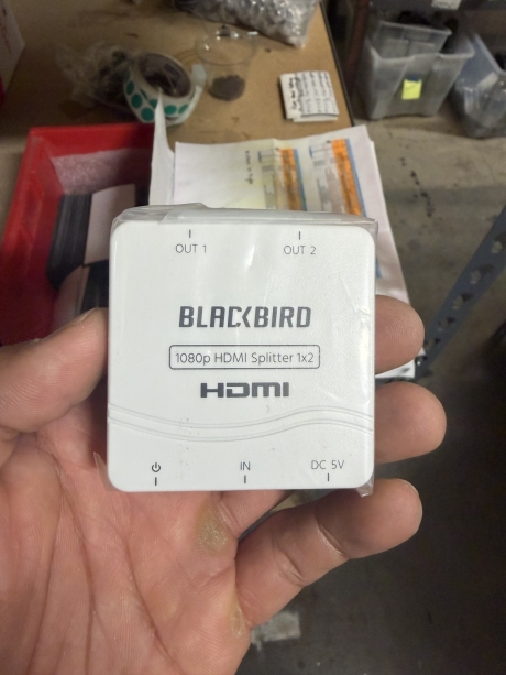 Monoprice Blackbird 4K30 1x2 Amplified Video Splitter (Pkg of 5)