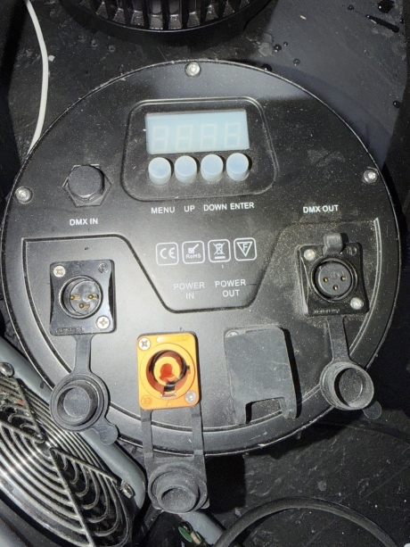 ZonQoonz ZQ01511 RGBWA+UV Par