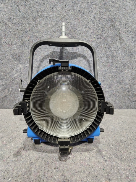 Arri L10-C, Hanging Model