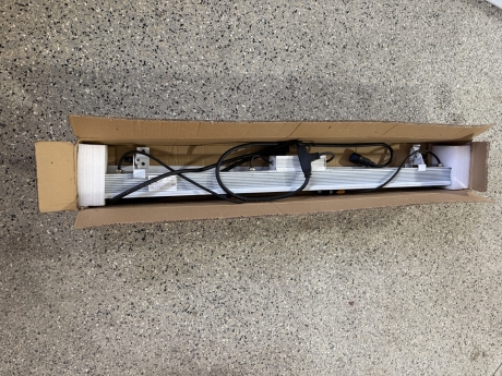 Blizzard Motif Vignette, White Housing