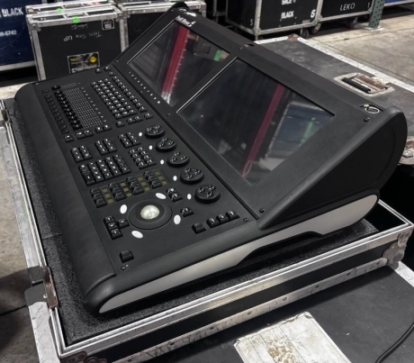 High End Systems Full Boar 4 Console