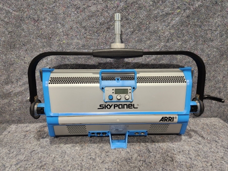 Arri SkyPanel S60-C
