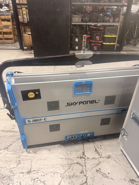 ARRI SkyPanel S360-C