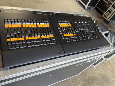 MA Lighting grandMA2 onPC Command & Fader Wing Package