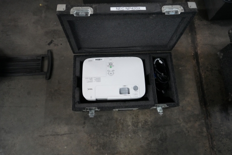 NEC P420X 3LCD XGA Projector, 4,200 Lumens