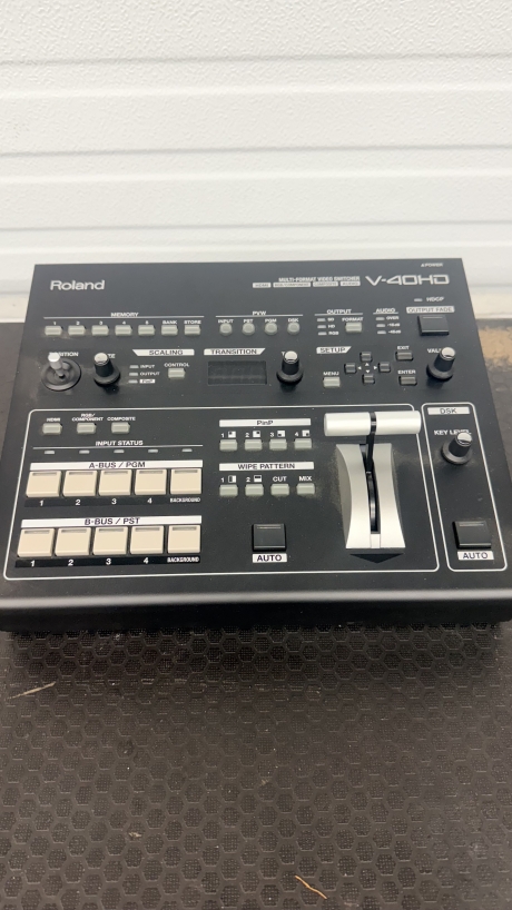Roland V-40HD Multi-Format Video Switcher
