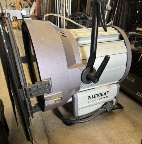 FilmGear F4K Daylight Par Faceted 4000W HMI
