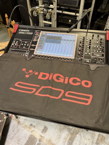 DiGiCo SD9 Console Package (Pkg of 2)