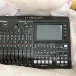 Roland VR-50HD MKII Multi-Format AV Mixer